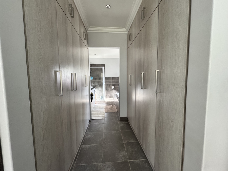 To Let 3 Bedroom Property for Rent in Wilkoppies North West